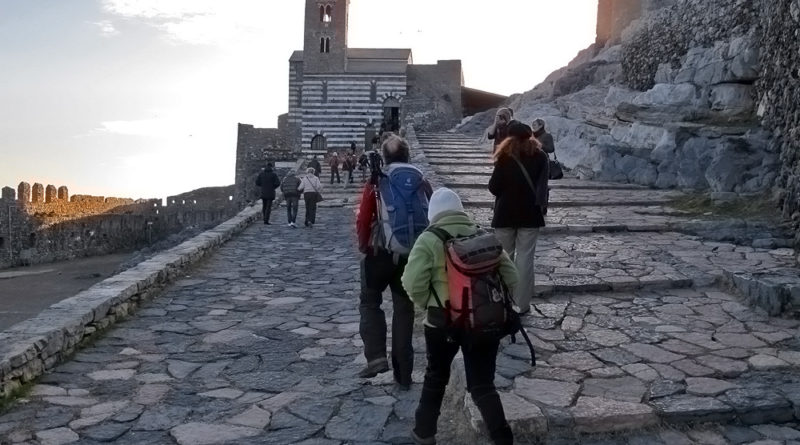 Voi chi dite che io sia